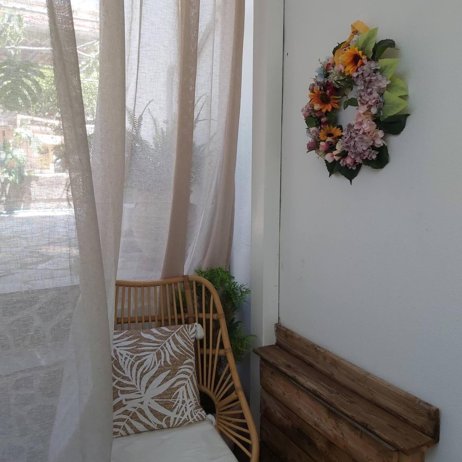 Eytyhias Yard Apartments In Poros Poros Town Eksteriør bilde